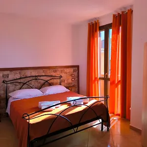  Bed & Breakfast Mamuthones Italia
